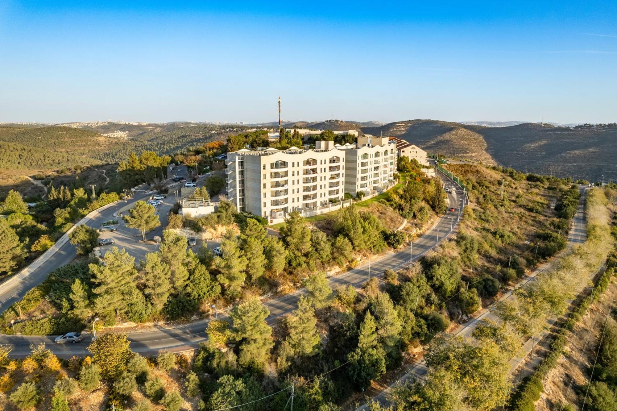Pisgat Shoresh Exterior photo